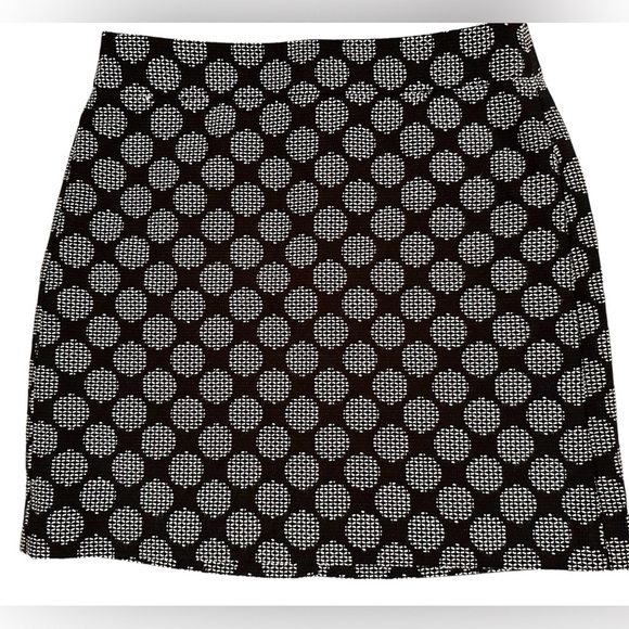 Ann Taylor LOFT black-and-white geometric print mini skirt size 4 - Picture 1 of 8